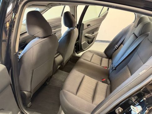 Used 2024 Nissan Altima 2.5 S FWD image 24