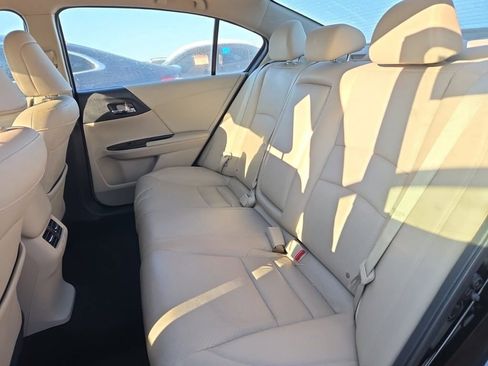 Used 2015 Honda Accord EX-L image 8