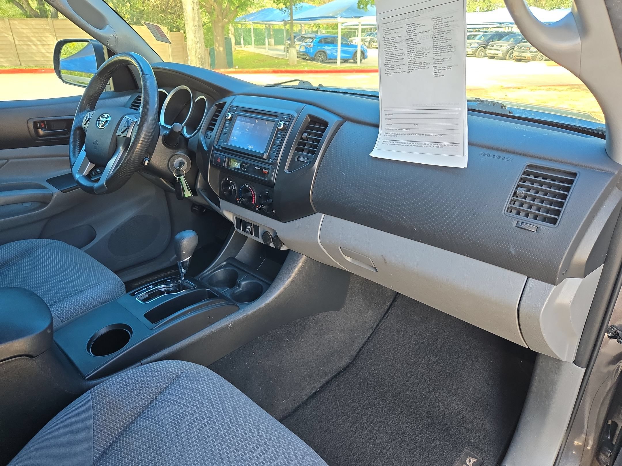 Used 2014 Toyota Tacoma PreRunner w/ Convenience Package RWD image 28