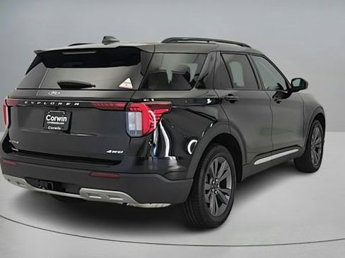 New 2025 Ford Explorer Active w/ Active Comfort Package image 7