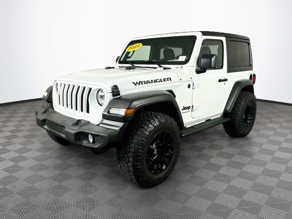 Used 2022 Jeep Wrangler Sport AWD/4WD image 5
