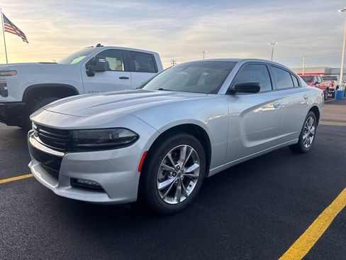Used 2023 Dodge Charger SXT AWD/4WD image 2
