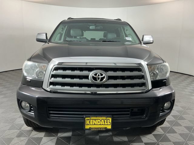 Used 2010 Toyota Sequoia Platinum AWD/4WD image 2