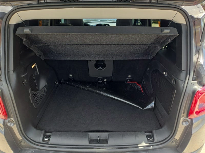 Used 2019 Jeep Renegade Trailhawk AWD/4WD image 8
