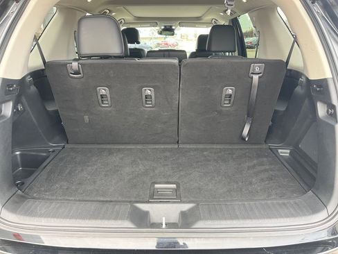 Used 2023 Honda Pilot Elite image 24