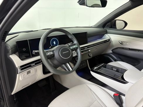 New 2025 Hyundai Tucson Limited FWD image 15