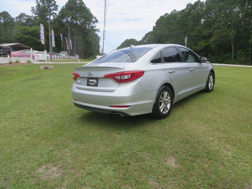 Used 2016 Hyundai Sonata SE FWD image 6