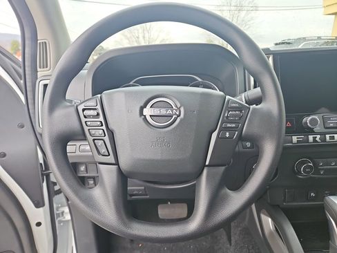 New 2026 Nissan Frontier SV image 14