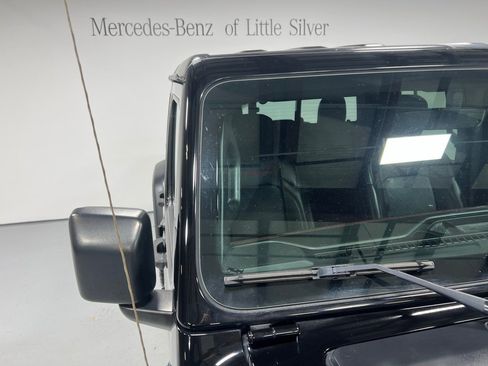 Used 2020 Jeep Gladiator Rubicon w/ Dual Top Group image 12