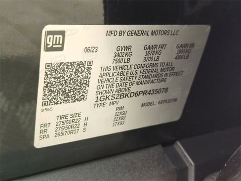 Used 2023 GMC Yukon SLT w/ SLT Premium Package image 34