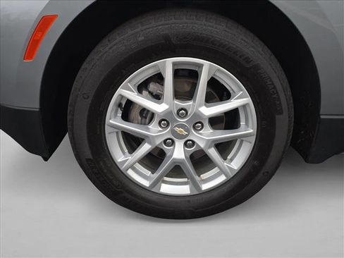 Used 2023 Chevrolet Equinox LT image 22