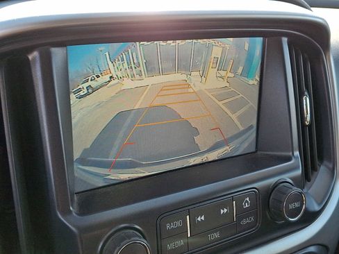 Used 2017 Chevrolet Colorado LT w/ LT Convenience Package image 17