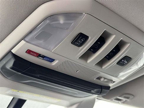 Used 2021 Subaru Ascent Limited w/ Technology Package image 25