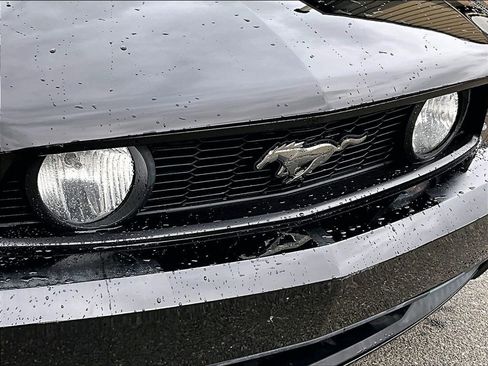 Used 2011 Ford Mustang GT Premium w/ Comfort Pkg image 25