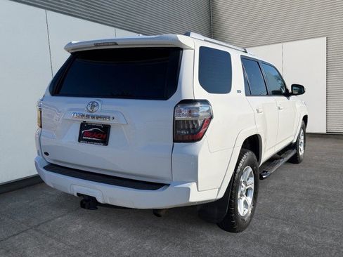 Used 2017 Toyota 4Runner SR5 Premium image 13