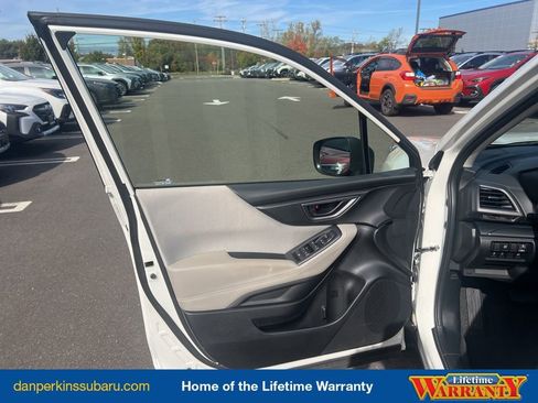 Certified 2024 Subaru Forester image 25