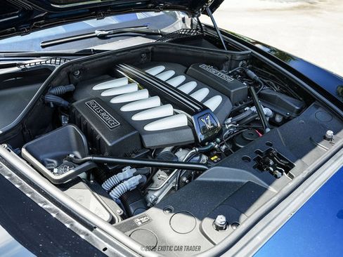 Used 2019 Rolls-Royce Wraith RWD image 18