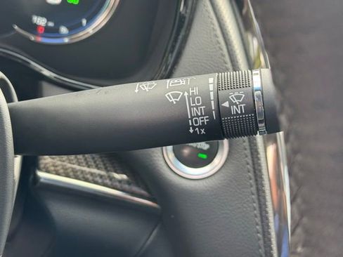 Used 2019 Cadillac CTS V w/ Luxury Package RWD image 21