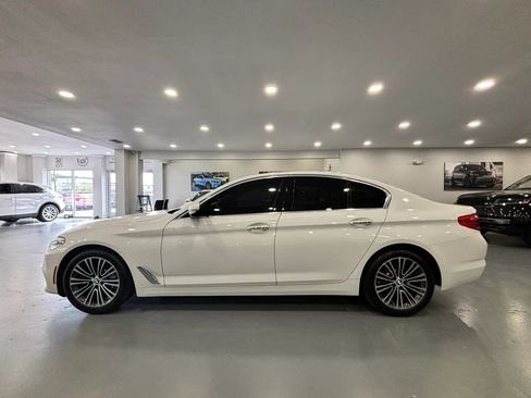 Used 2018 BMW 530i RWD image 4