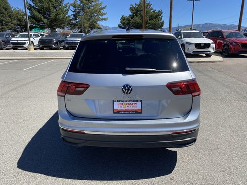 Used 2023 Volkswagen Tiguan SE FWD image 46