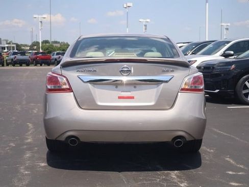 Used 2013 Nissan Altima 3.5 S FWD image 5