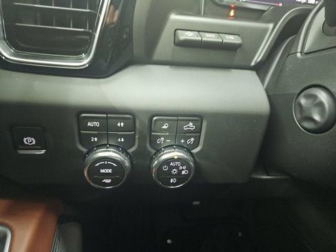 New 2026 GMC Sierra 1500 Denali Ultimate AWD/4WD image 11