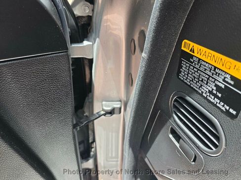 Used 2013 Hyundai Equus Signature RWD image 44