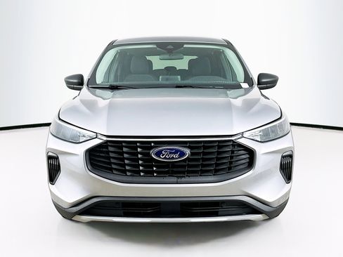 Used 2024 Ford Escape Active w/ Cold Weather Package image 2