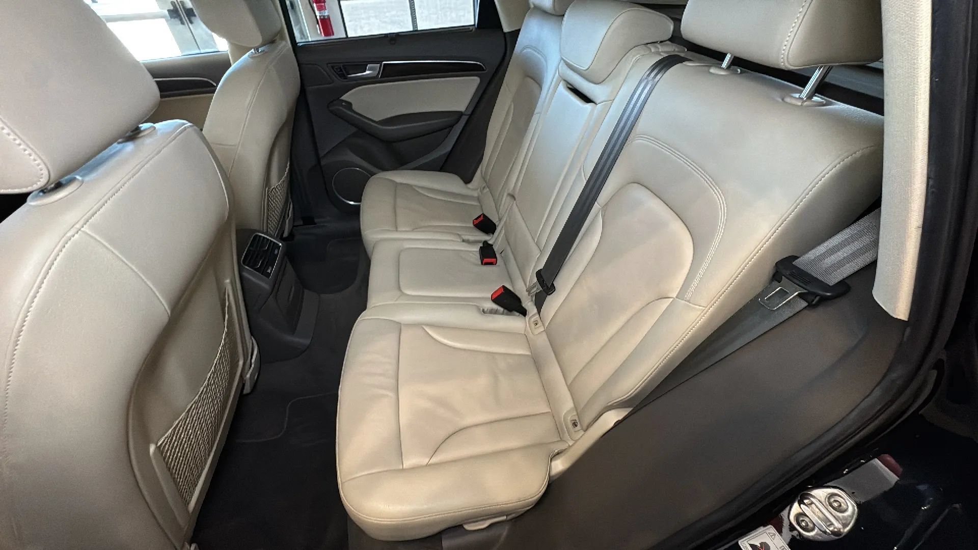 Used 2014 Audi Q5 3.0T Prestige AWD/4WD image 32