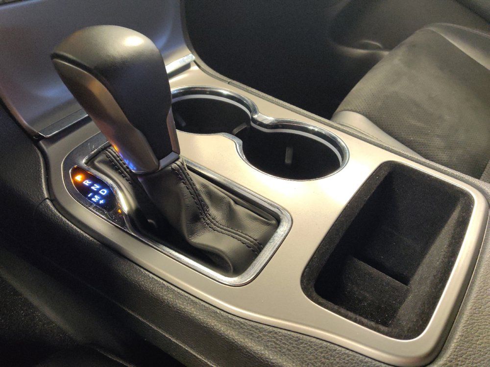 Used 2022 Jeep Grand Cherokee Laredo X RWD image 26