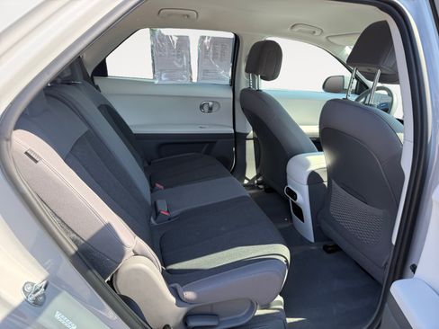 Certified 2024 Hyundai Ioniq 5 SEL RWD image 18