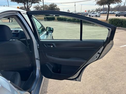 Used 2017 Subaru Legacy 3.6R Limited image 18