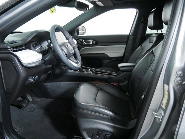 Certified 2023 Jeep Compass Limited w/ Sun and Sound Group AWD/4WD image 22