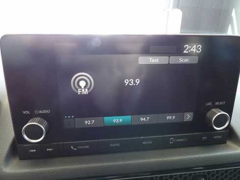 Used 2023 Honda Civic Sport image 34