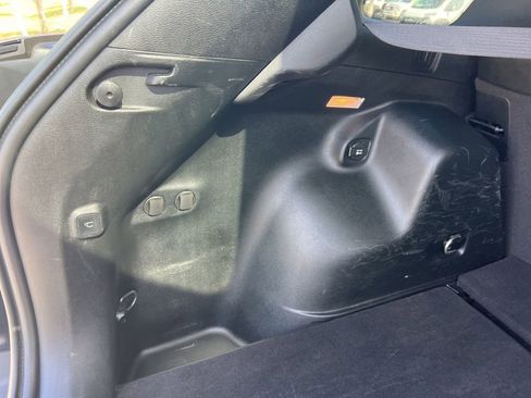Certified 2022 Jeep Cherokee Latitude Lux FWD image 39