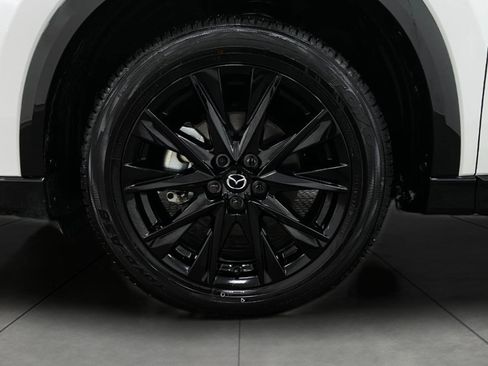 Used 2025 MAZDA CX-5 Carbon Edition image 12