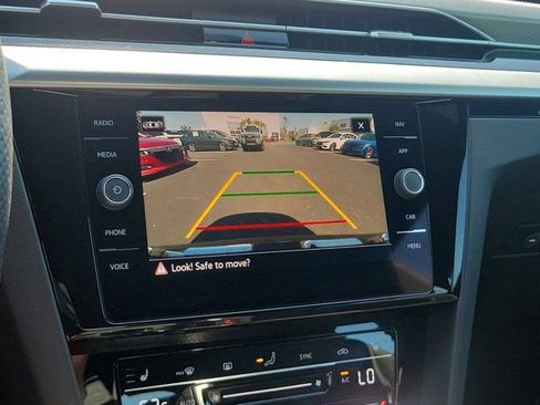 Certified 2023 Volkswagen Arteon SE image 28