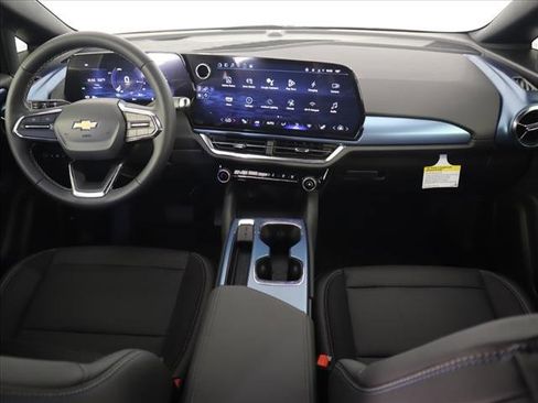 New 2024 Chevrolet Equinox EV LT image 5