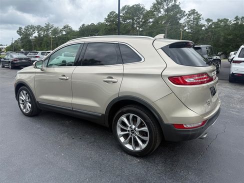 Used 2017 Lincoln MKC Select w/ Select Plus Package FWD image 24