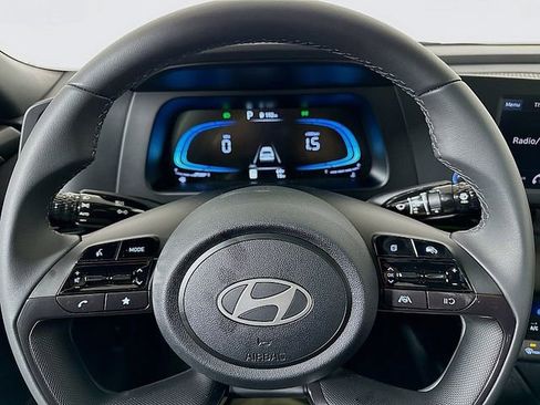 Used 2026 Hyundai Elantra Sport FWD image 11