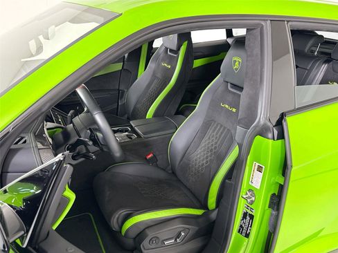 Used 2024 Lamborghini Urus S image 12
