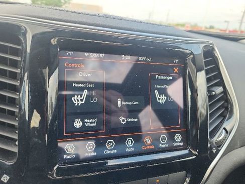 Used 2022 Jeep Cherokee Limited AWD/4WD image 11