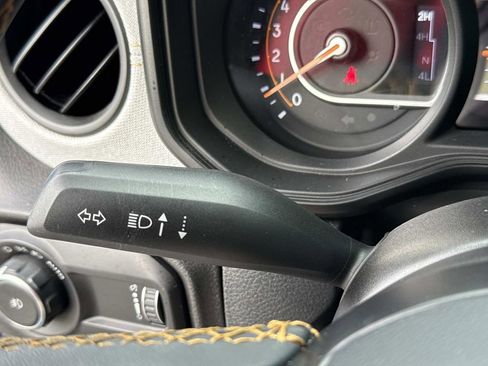 Used 2024 Jeep Wrangler Unlimited Sport AWD/4WD image 40