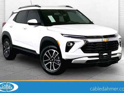 Used 2026 Chevrolet TrailBlazer LT w/ Driver Confidence Package image 1