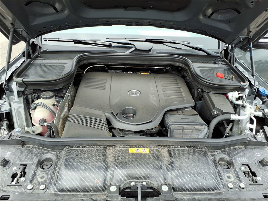 Used 2026 Mercedes-Benz GLS 450 4MATIC image 10