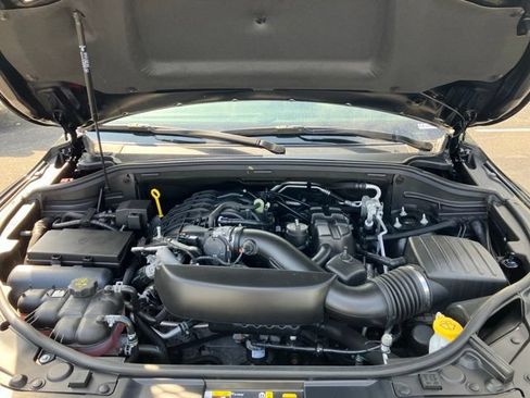 Used 2025 Dodge Durango GT AWD/4WD image 21