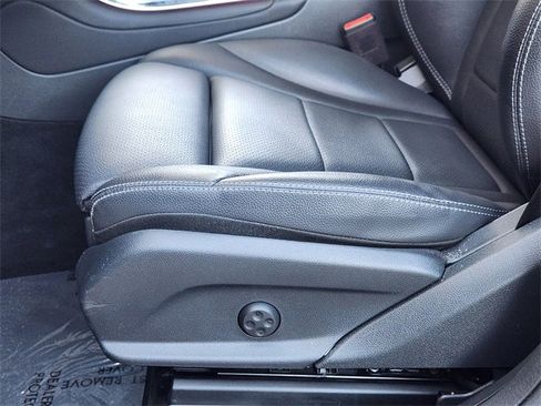 Used 2021 Mercedes-Benz GLC 300 4MATIC image 19