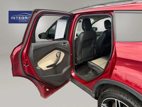 Used 2019 Ford Escape SEL AWD/4WD image 27