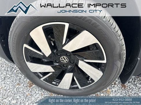 New 2026 Volkswagen Atlas Cross Sport SE image 8