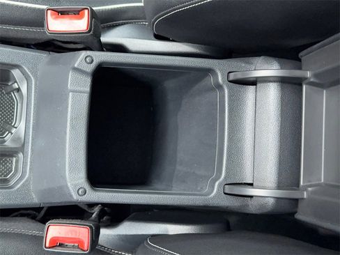 Used 2023 Volkswagen Tiguan SEL R-Line image 33